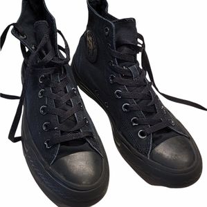 Converse unisex black high tops